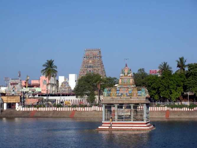 Kapaleeshwarar Temple